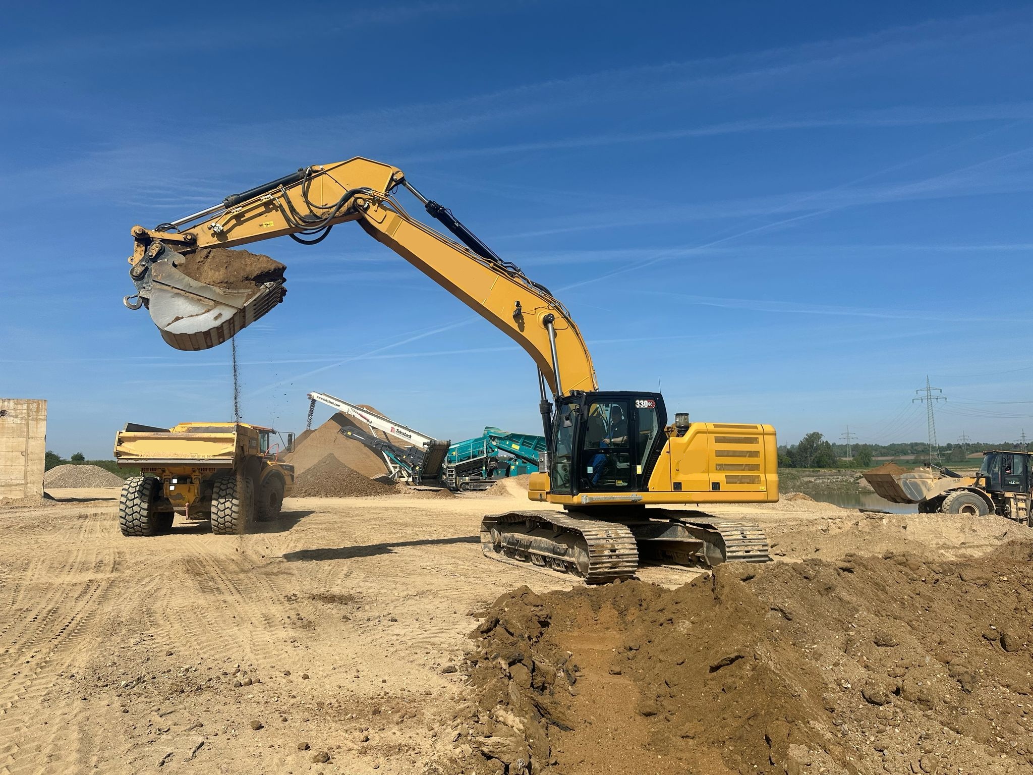 CAT 330GC KOPARKA GĄSIENNICOWA